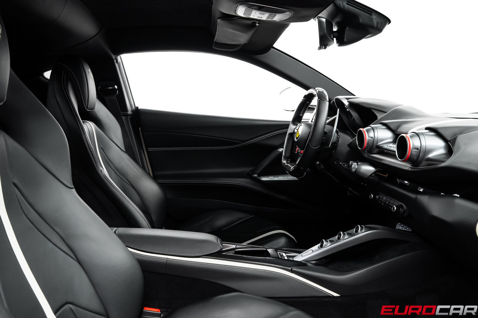 Used 2020 Ferrari 812 Superfast RWD image 40