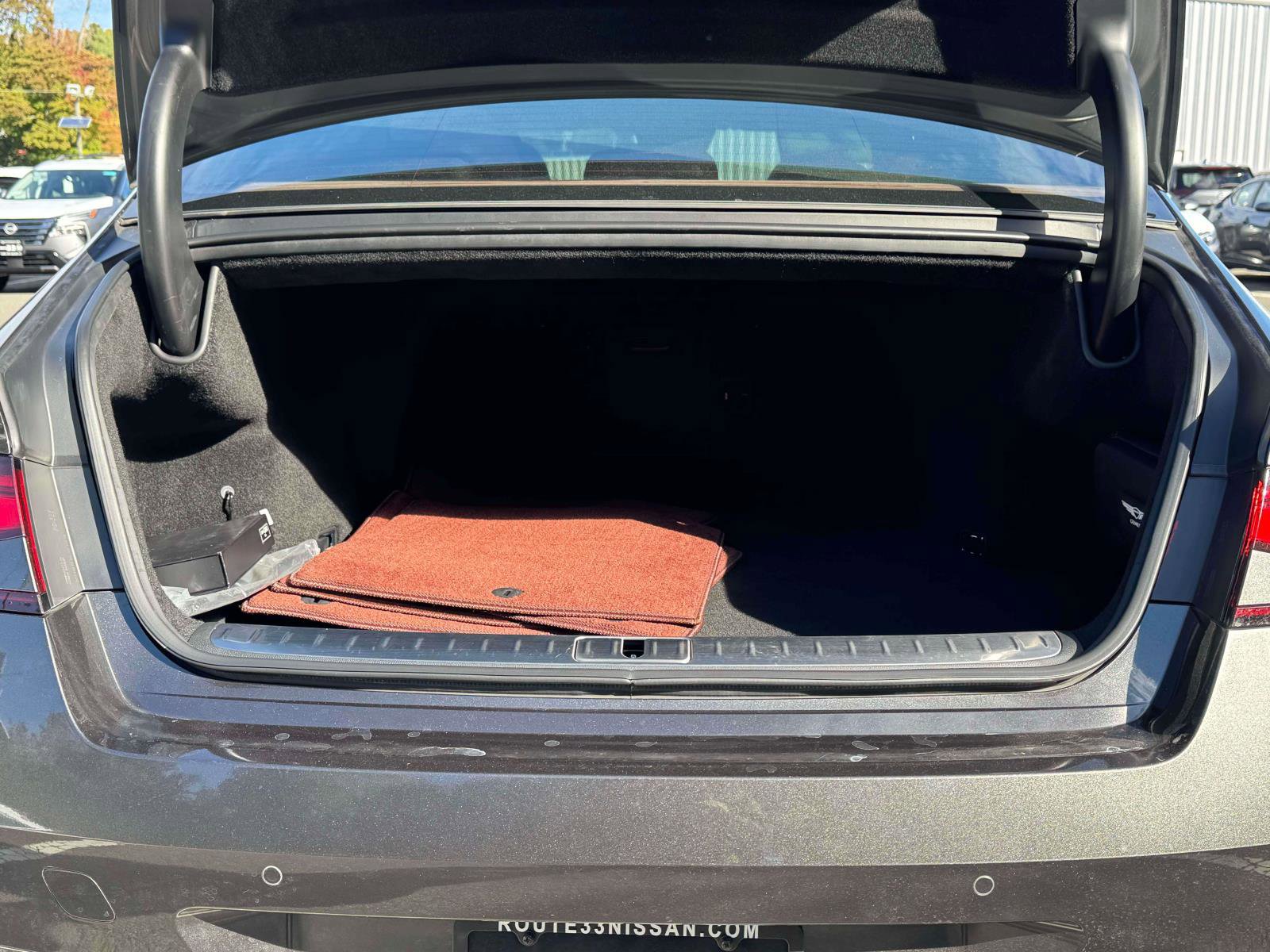 Used 2024 Genesis G90 3.5T image 9