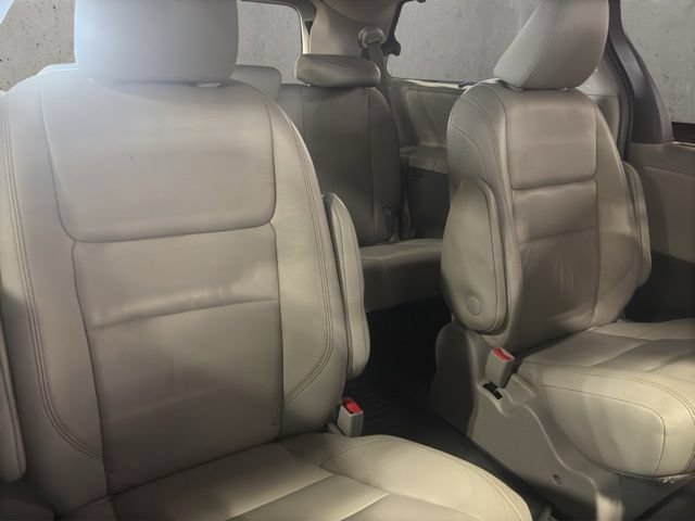 Used 2019 Toyota Sienna XLE Premium w/ Protection Package AWD/4WD image 24