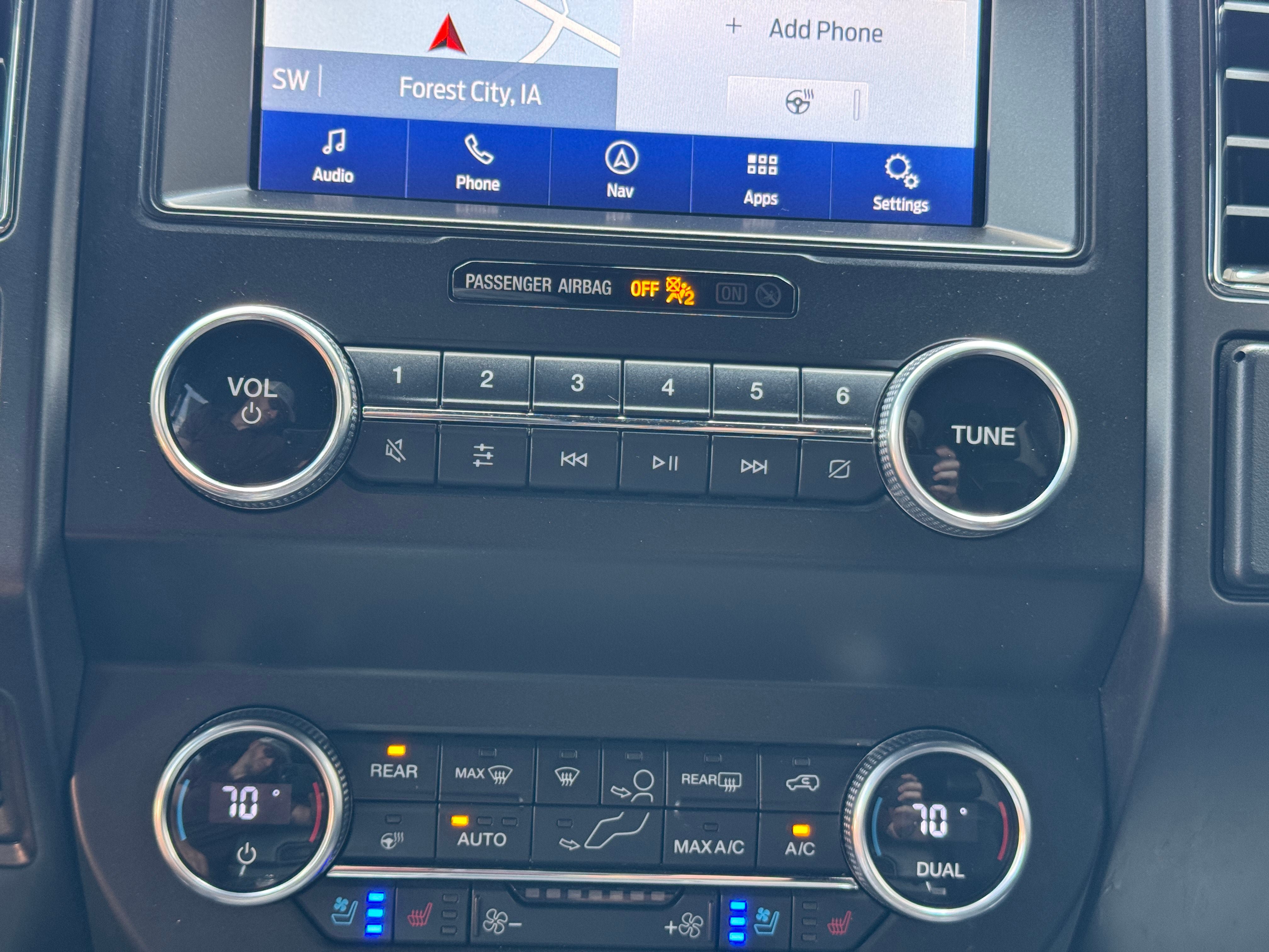 Used 2021 Ford Expedition Max Limited AWD/4WD image 18