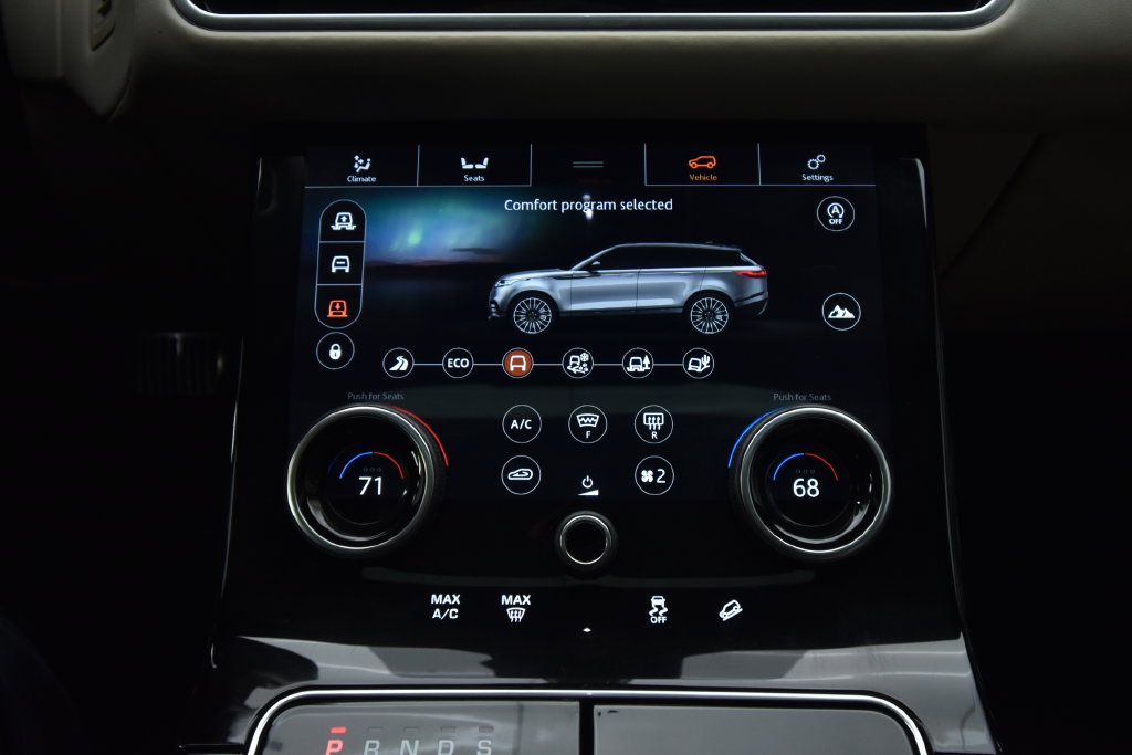 Used 2020 Land Rover Range Rover Velar R-Dynamic S AWD/4WD image 28
