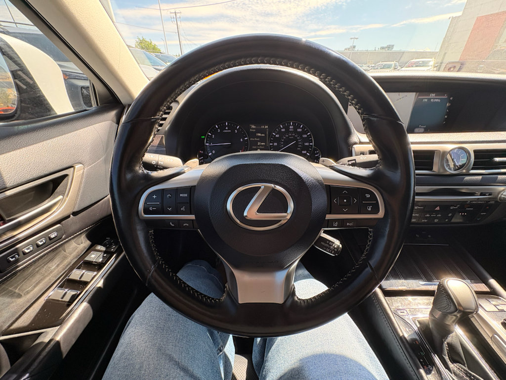 Used 2017 Lexus GS 350 AWD w/ Premium Package image 18