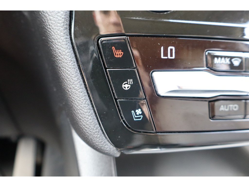 Used 2021 Ford Explorer Limited AWD/4WD image 39