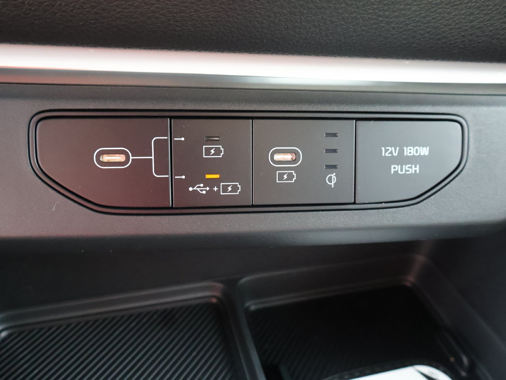 New 2027 Kia Carnival SX FWD image 32