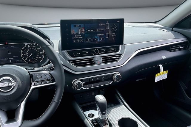 New 2026 Nissan Altima 2.5 SR FWD image 6