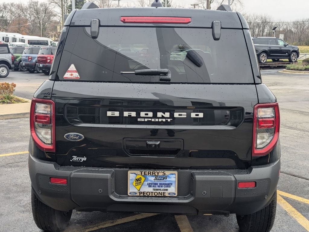 New 2025 Ford Bronco Sport Outer Banks image 4