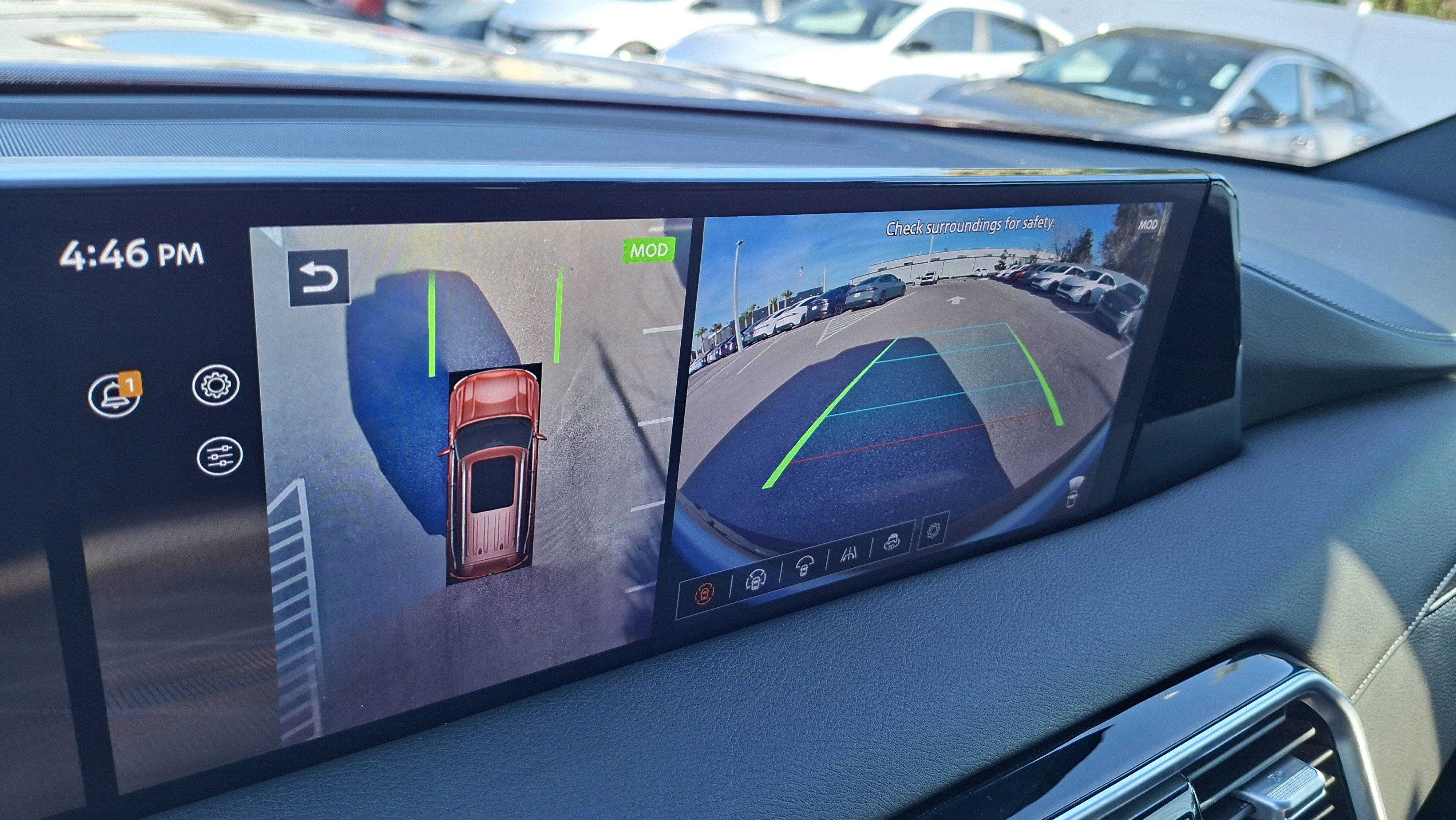 Certified 2025 Nissan Armada Platinum image 14