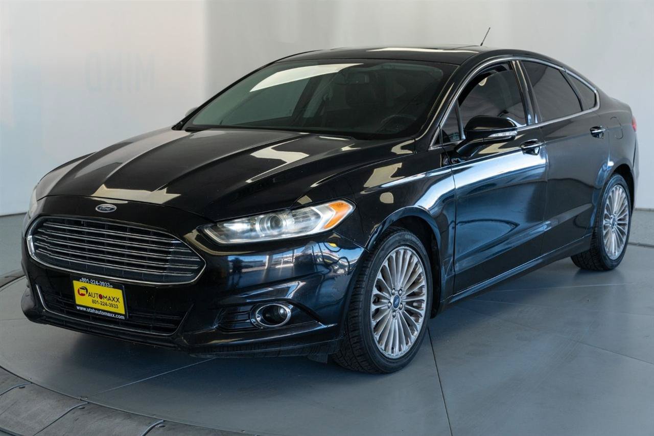 Used 2016 Ford Fusion Titanium FWD image 3