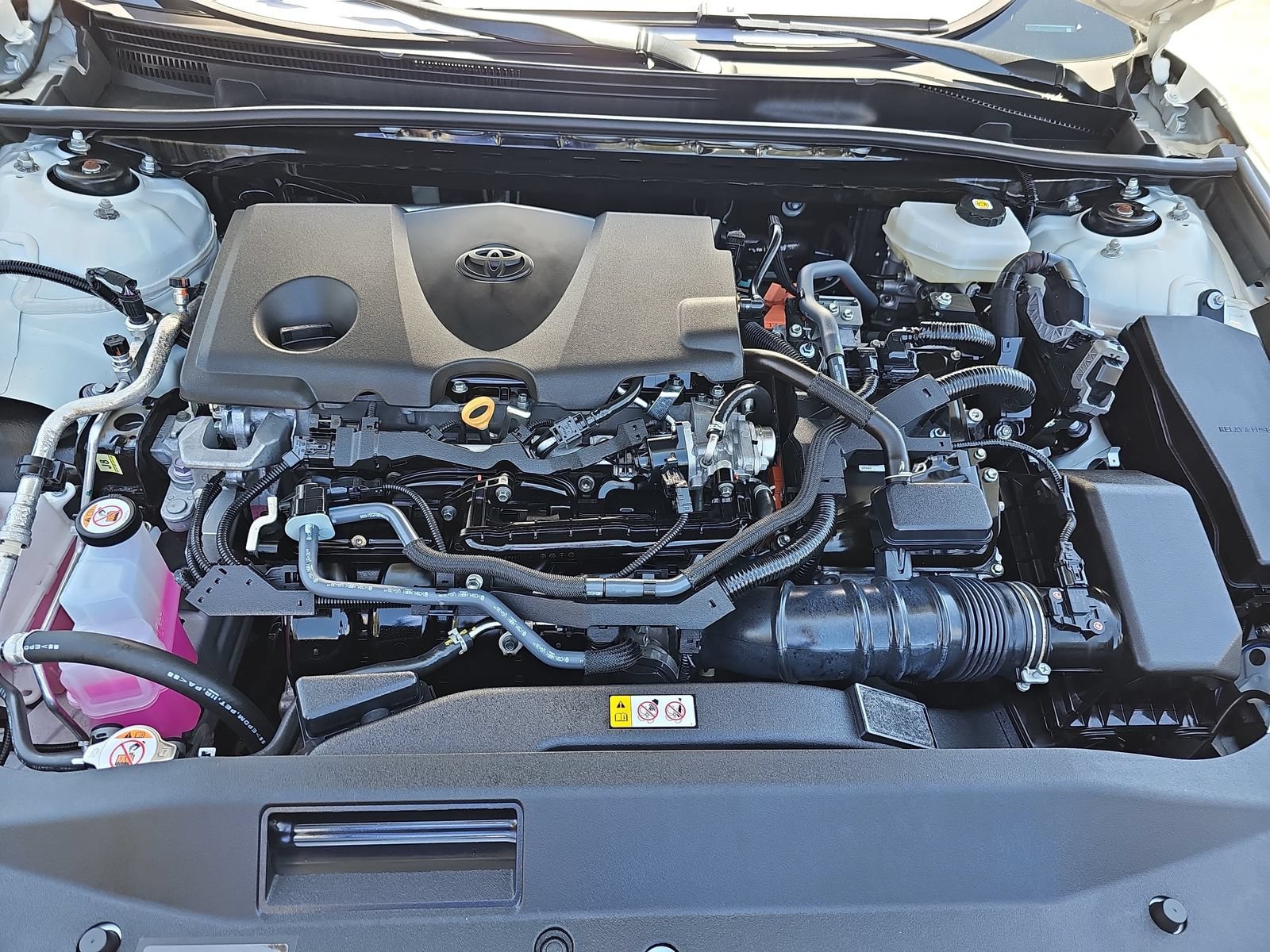Used 2025 Toyota Camry LE FWD image 35