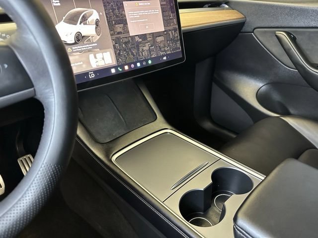 Used 2022 Tesla Model Y Performance AWD/4WD image 27