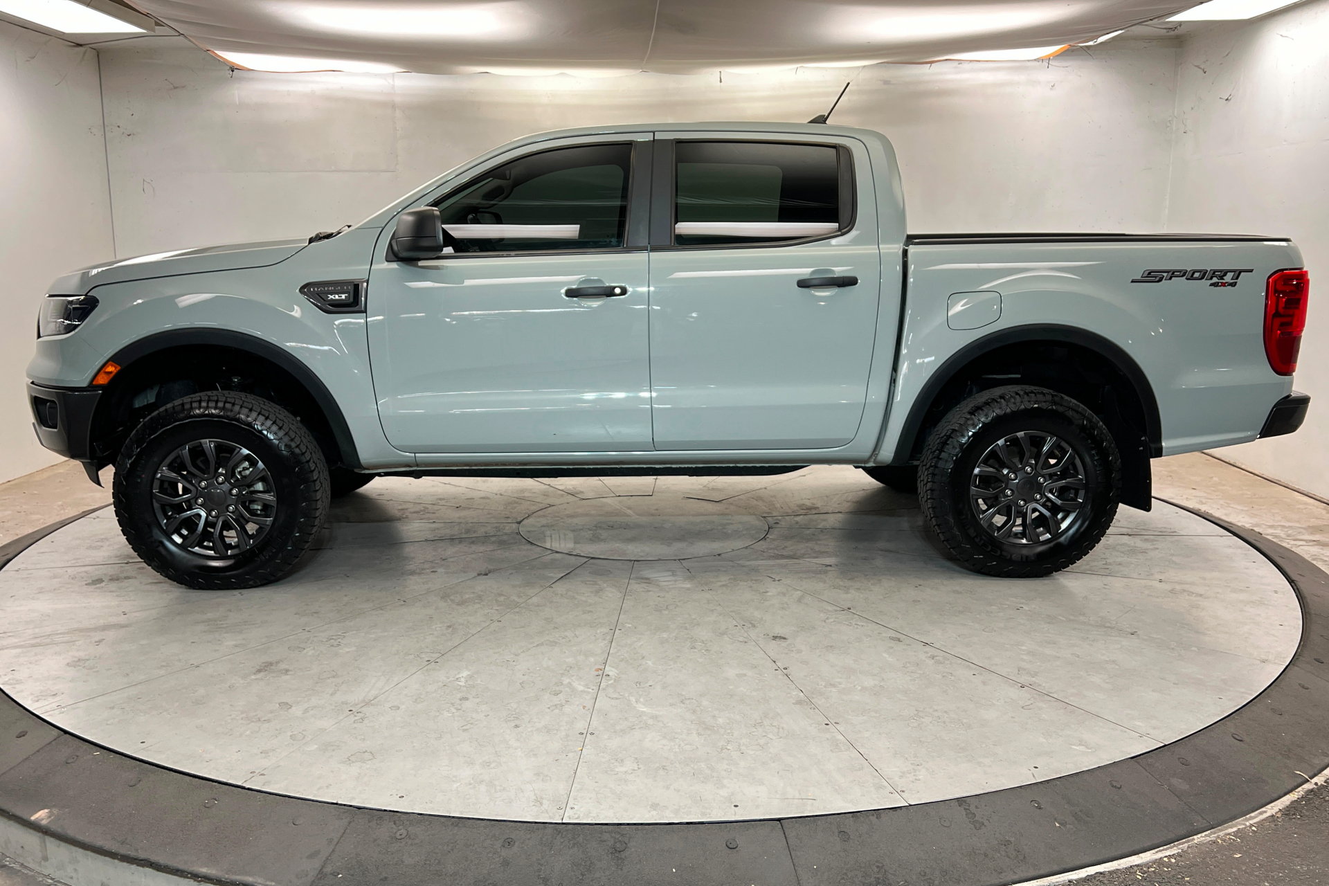 Used 2023 Ford Ranger XLT w/ Equipment Group 301A Mid AWD/4WD image 2