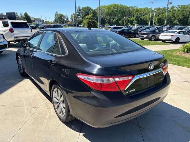 Used 2016 Toyota Camry XLE FWD image 5