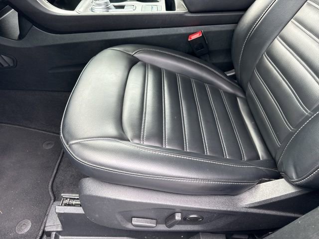 Used 2024 Ford Edge SEL AWD/4WD image 9