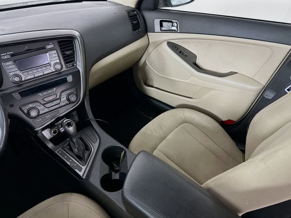 Used 2012 Kia Optima Hybrid image 11