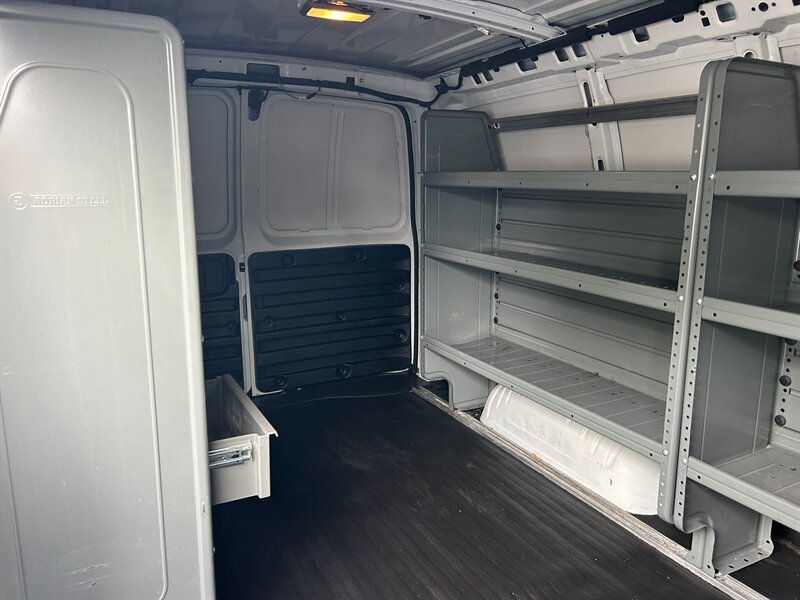 Used 2013 Chevrolet Express 2500 RWD image 11