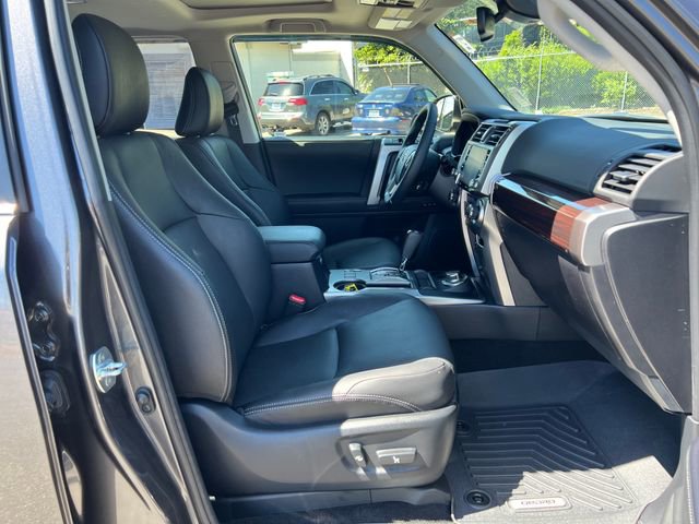 Used 2023 Toyota 4Runner Limited AWD/4WD image 9