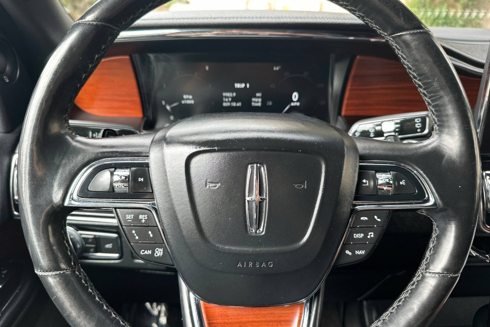 Used 2020 Lincoln Navigator Reserve RWD image 24