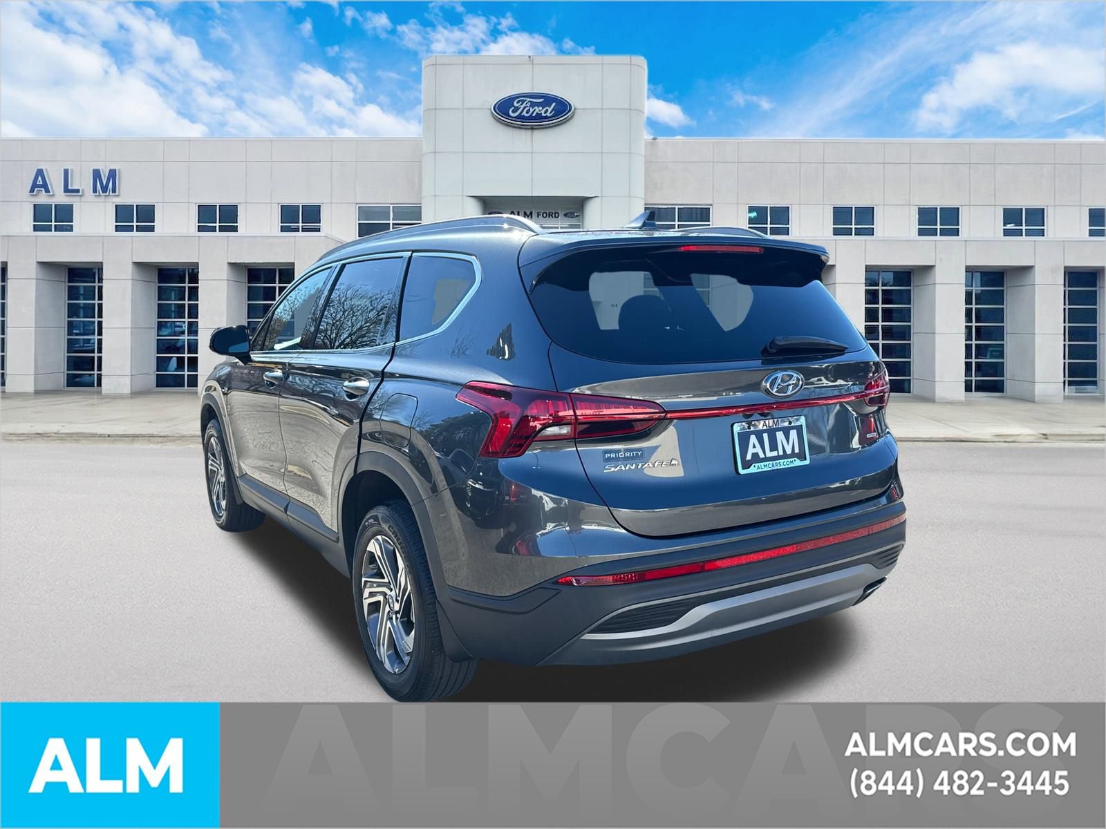 Used 2023 Hyundai Santa Fe SEL w/ Cargo Package image 9