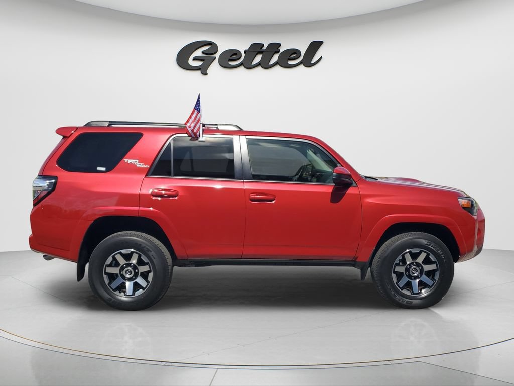 Used 2022 Toyota 4Runner TRD Off-Road AWD/4WD image 4