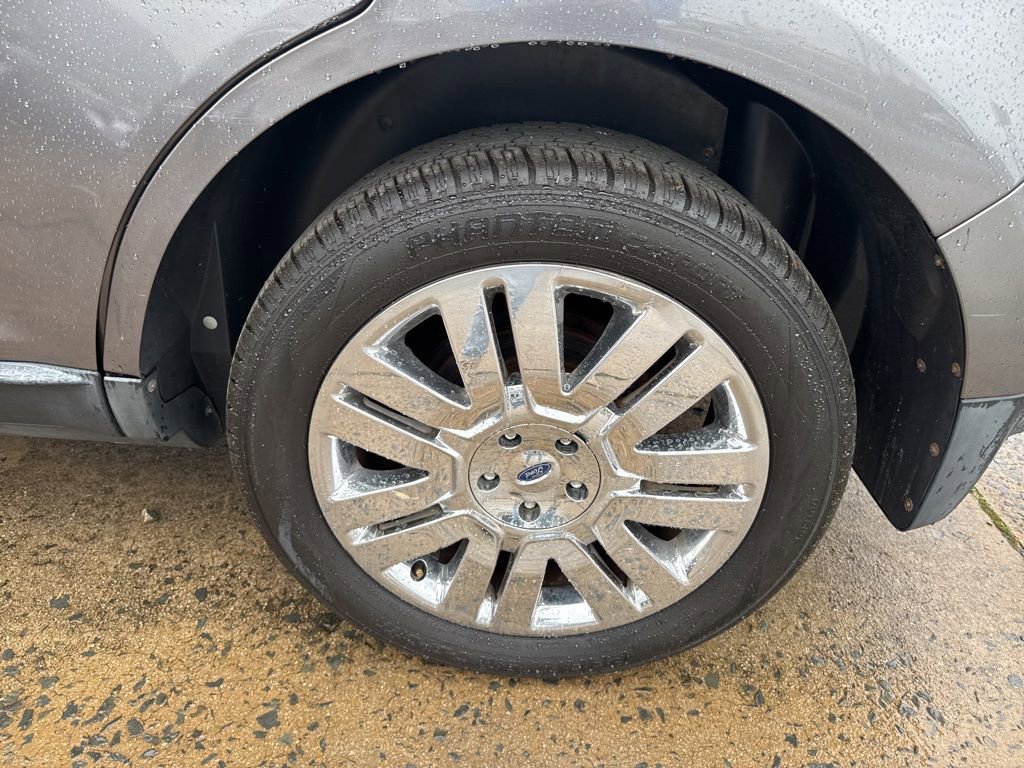 Used 2010 Ford Edge Limited AWD/4WD image 6