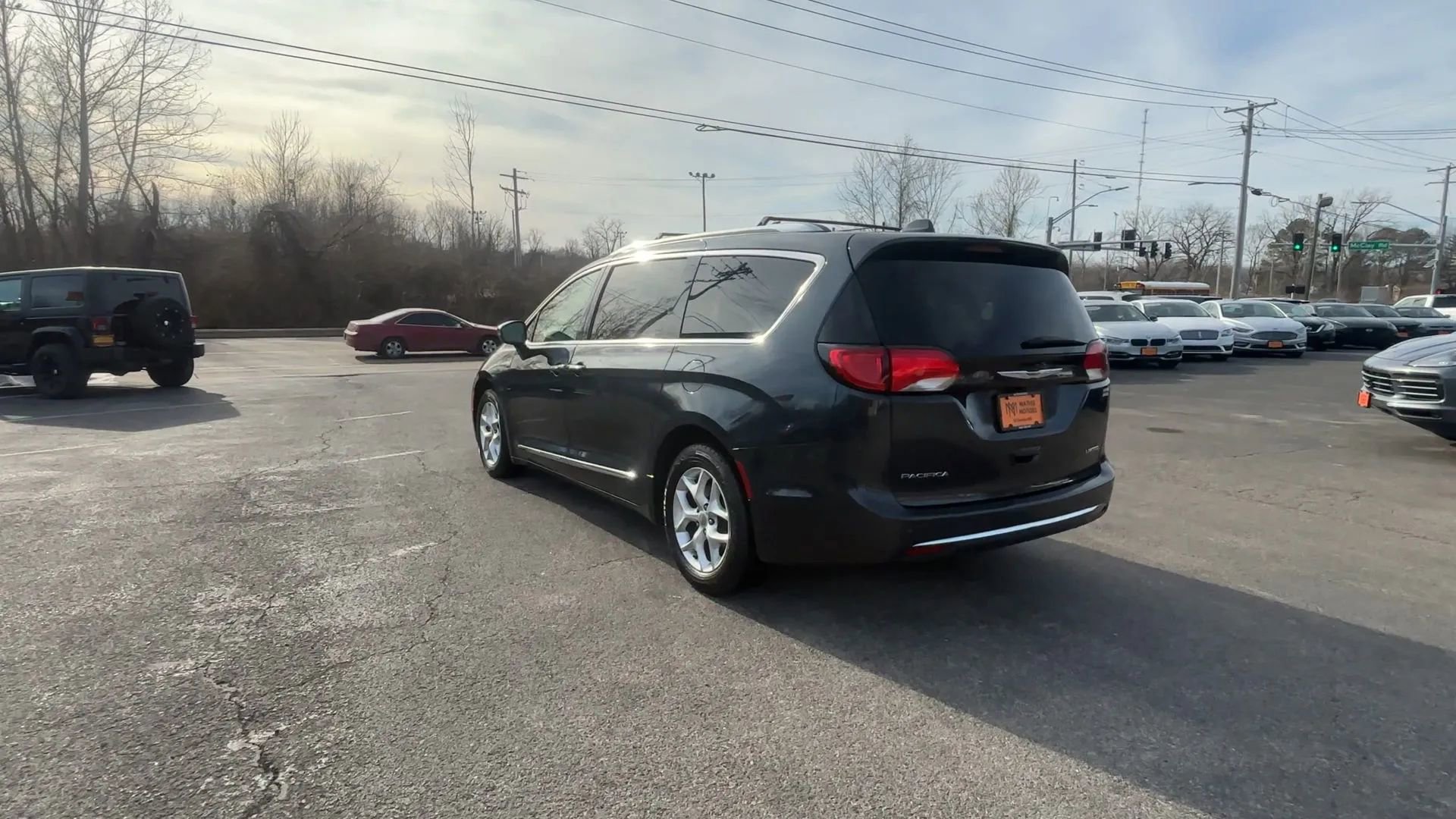 Used 2020 Chrysler Pacifica Limited FWD image 6