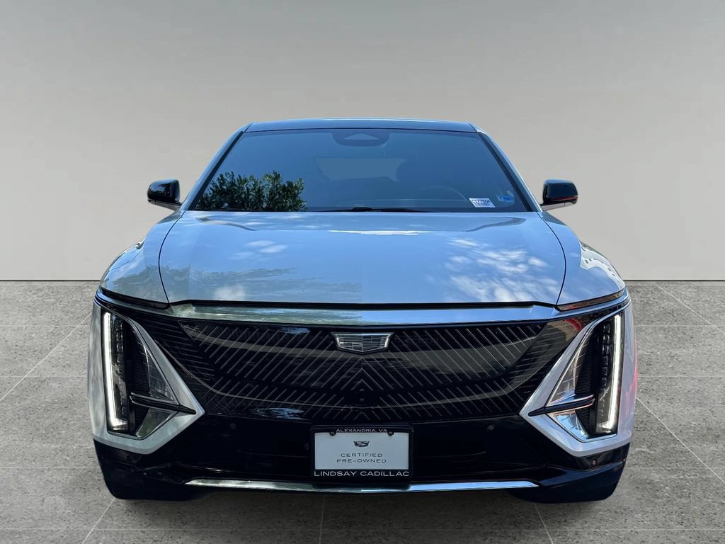 Used 2025 Cadillac Lyriq Luxury AWD/4WD image 8