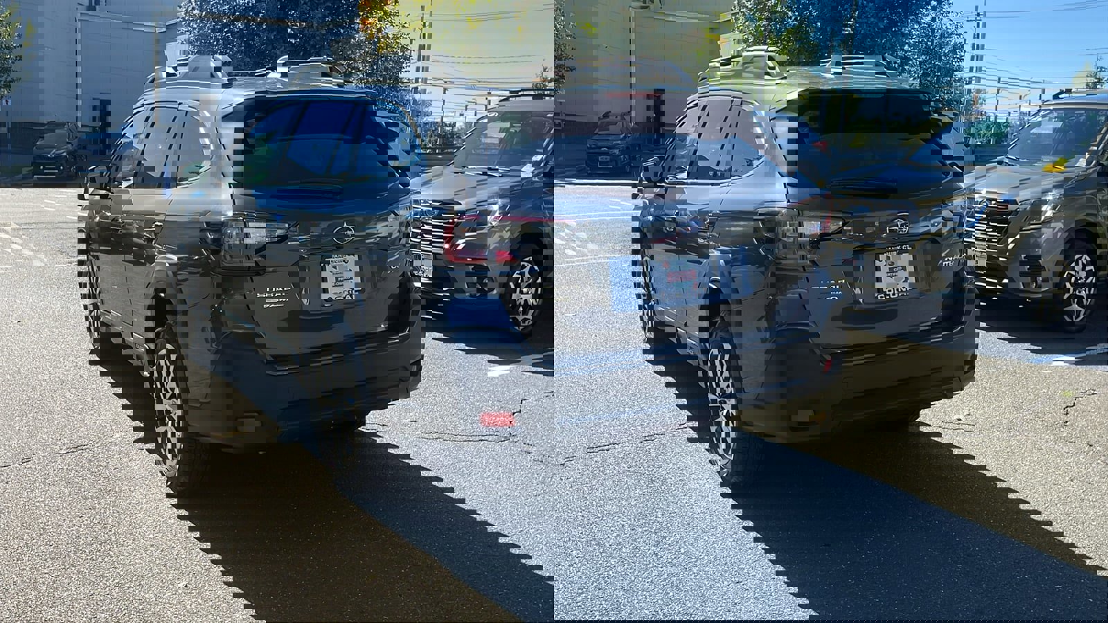 Used 2024 Subaru Outback Premium image 5