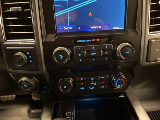 Used 2020 Ford F150 XLT w/ Equipment Group 302A Luxury AWD/4WD image 15