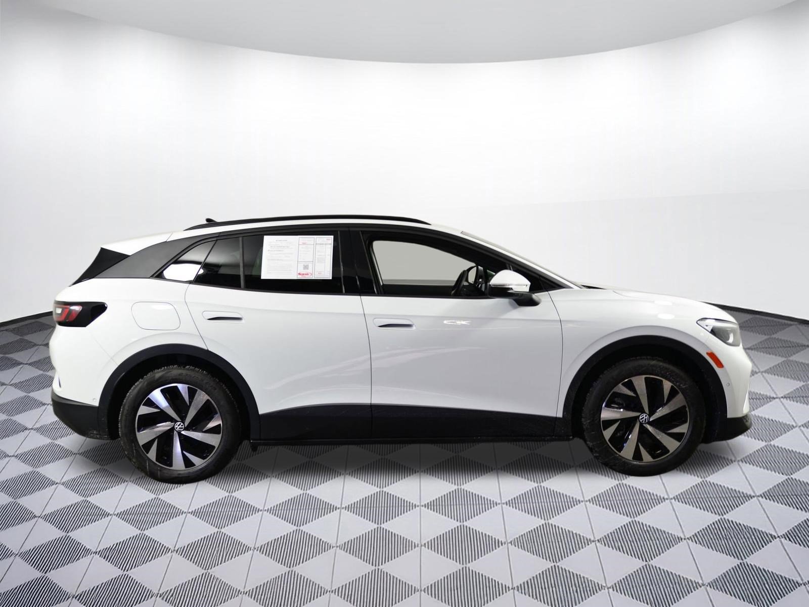 Used 2025 Volkswagen ID.4 Limited image 7