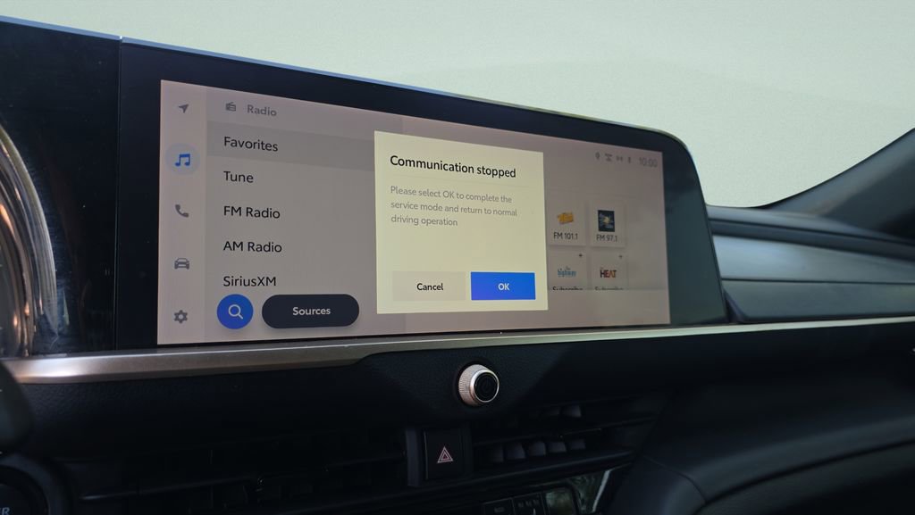 Used 2023 Toyota Crown XLE image 21