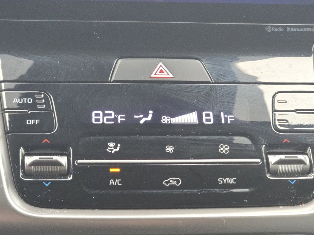 Used 2022 Kia Sorento S image 30