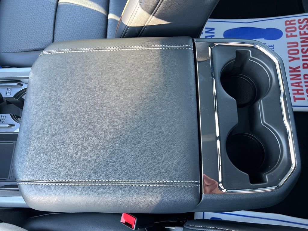 New 2026 Ford F350 Lariat w/ Black Appearance Package image 36