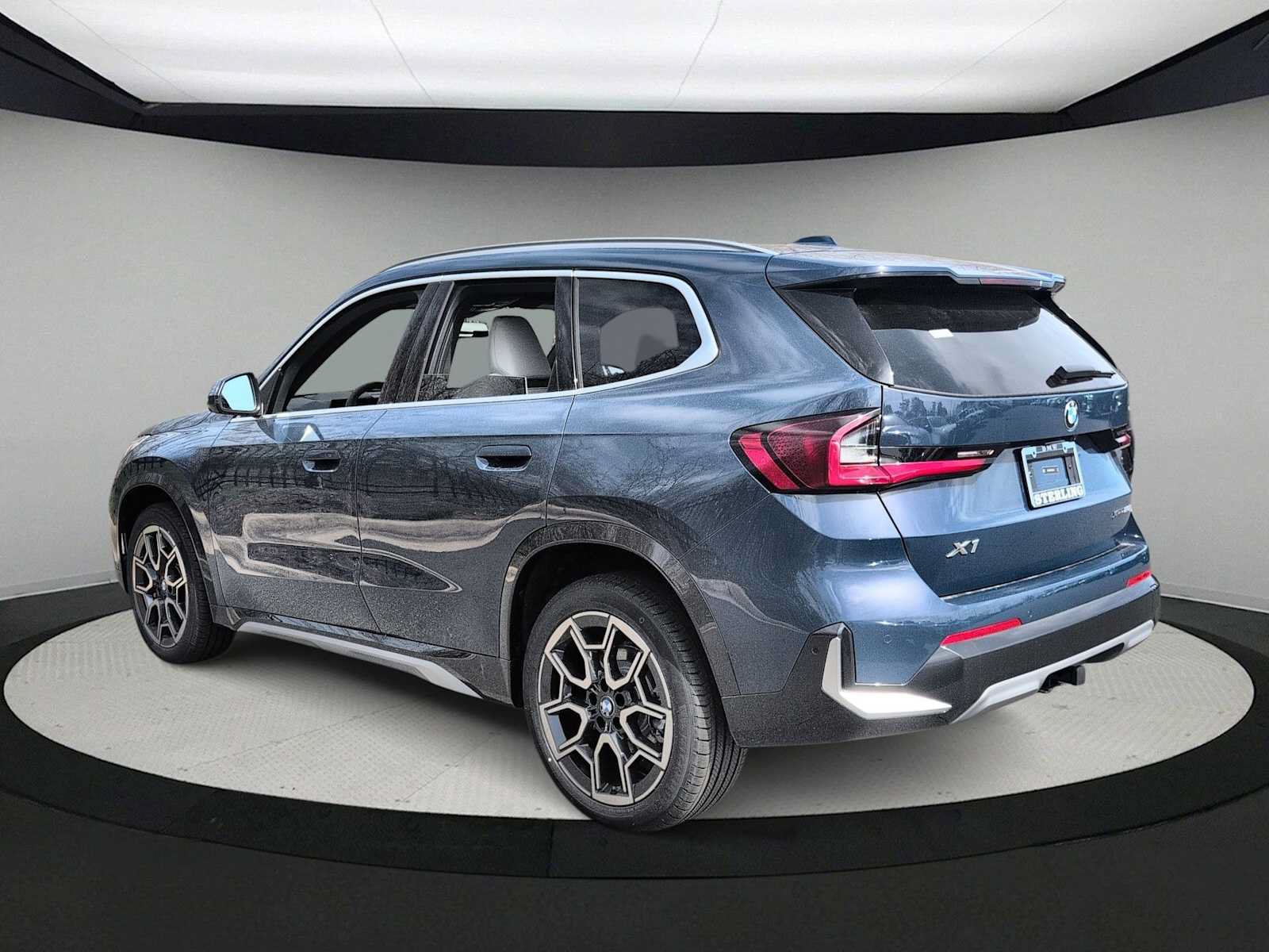 Used 2026 BMW X1 xDrive28i w/ Technology Package AWD/4WD image 6