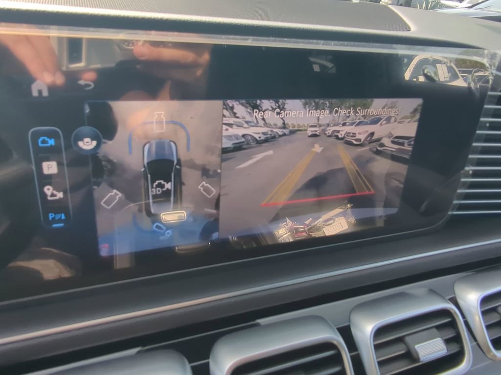 Used 2025 Mercedes-Benz GLE 450e 4MATIC image 7