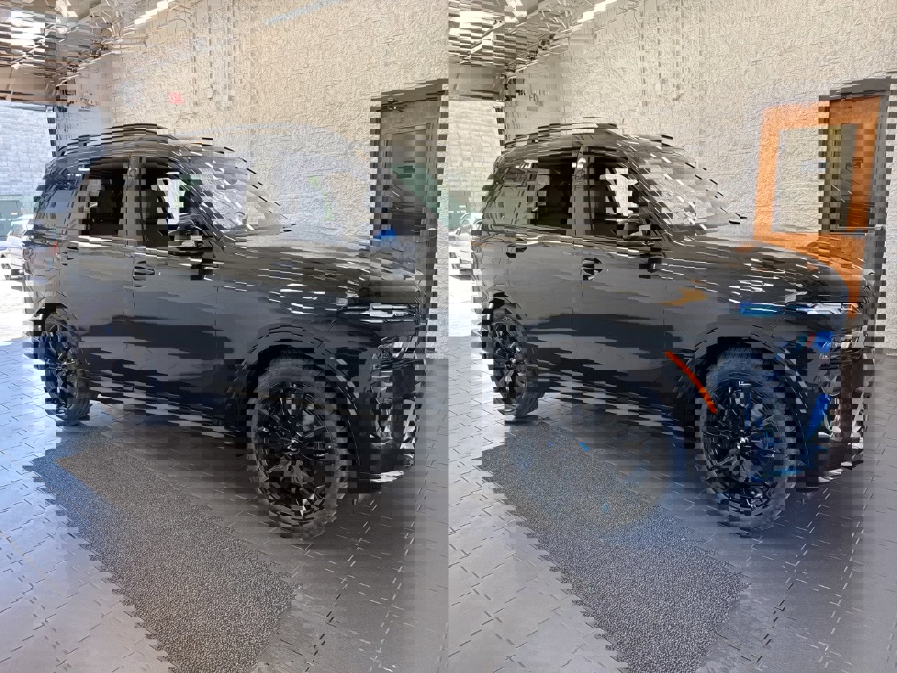 New 2026 BMW X7 M60i image 1