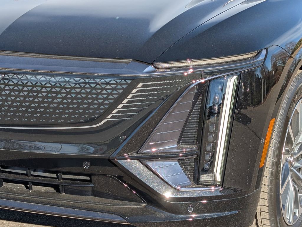 New 2026 Cadillac Lyriq Sport AWD/4WD image 7