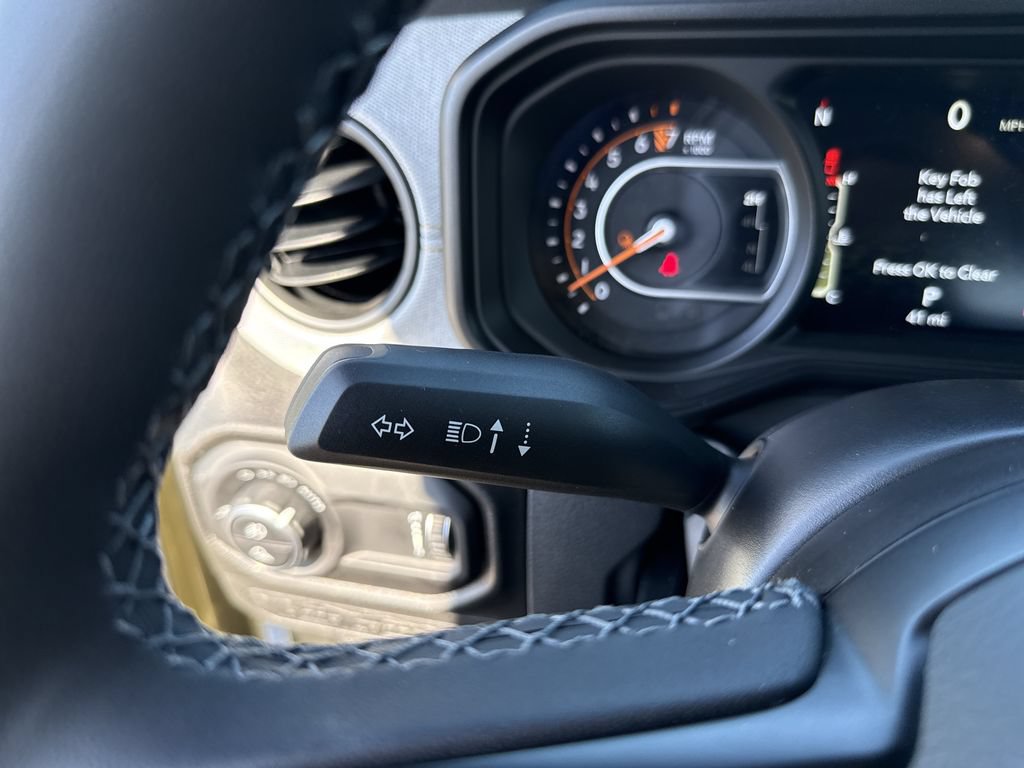 New 2026 Jeep Gladiator Sport AWD/4WD image 26