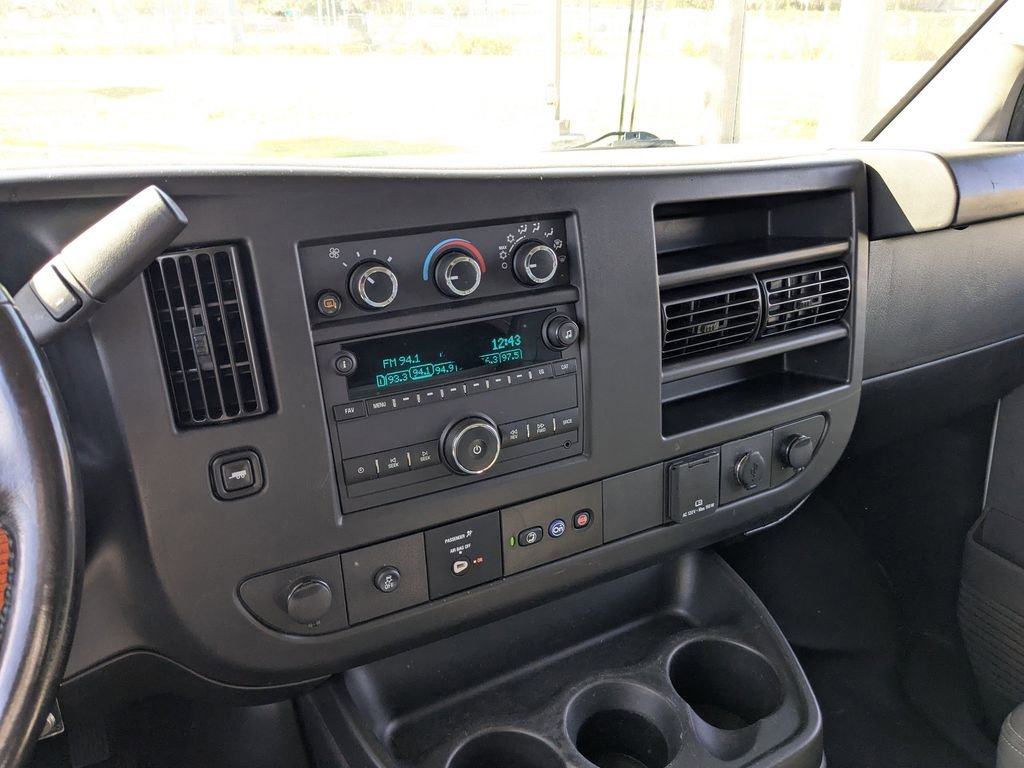 Used 2022 Chevrolet Express 2500 w/ Driver Convenience Package image 20