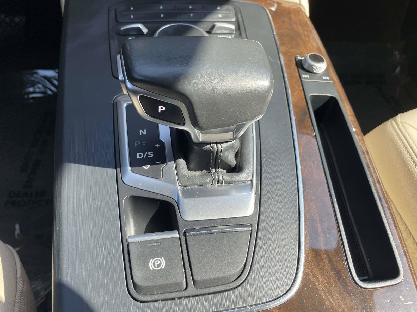 Used 2019 Audi Q5 2.0T Premium w/ Convenience Package AWD/4WD image 33