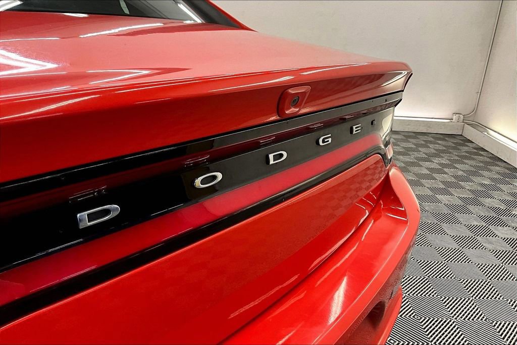 Used 2022 Dodge Charger SXT RWD image 7