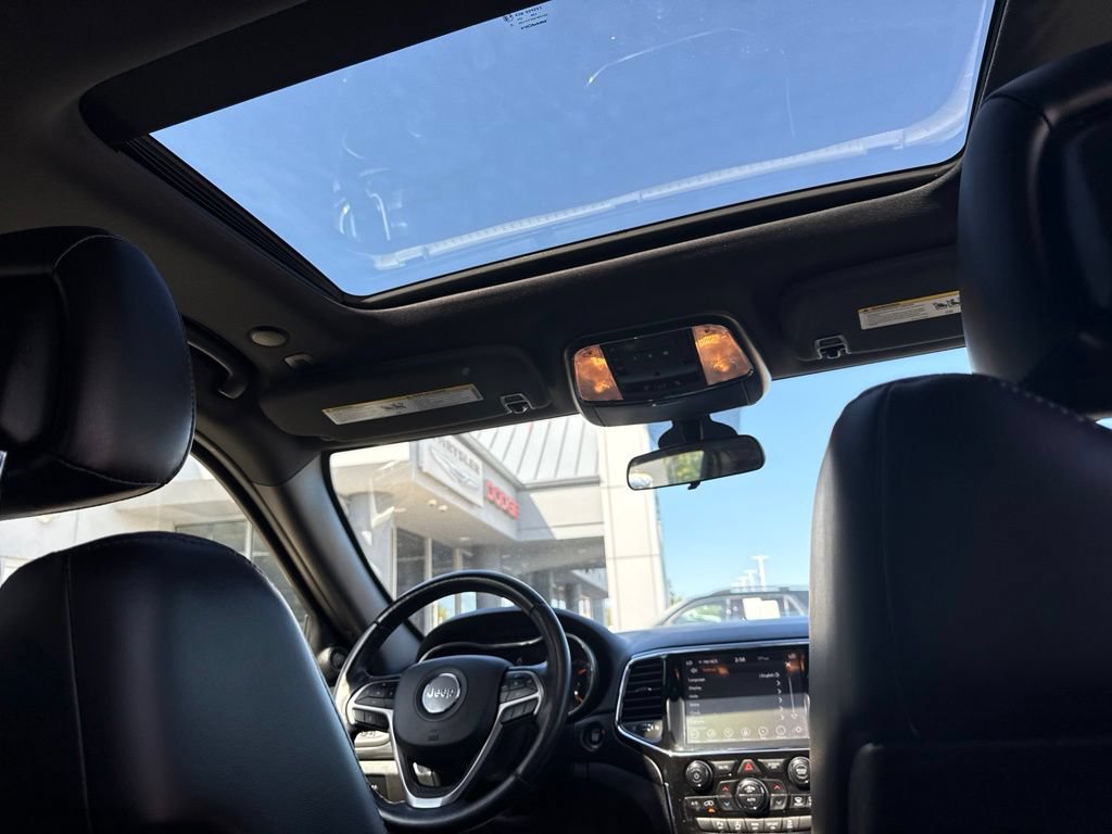 Used 2021 Jeep Grand Cherokee Laredo X AWD/4WD image 47