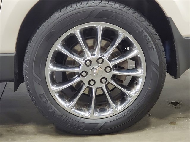 Used 2014 Chevrolet Traverse LTZ w/ LPO, 'HIT The Road' Package image 9