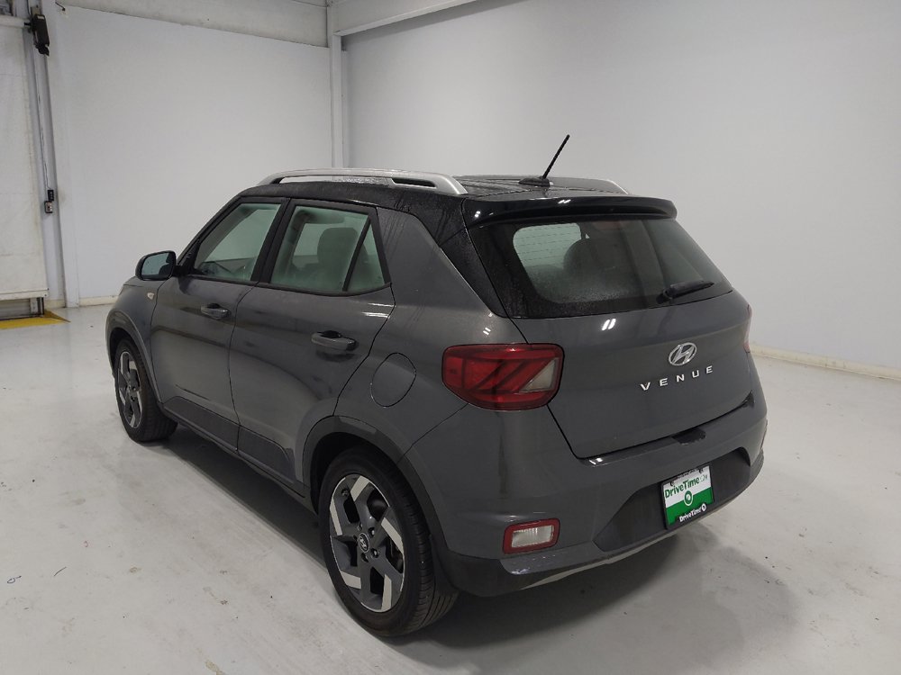 Used 2025 Hyundai Venue Limited FWD image 5