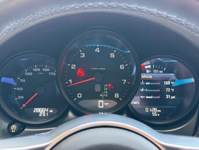 Used 2019 Porsche Macan image 34