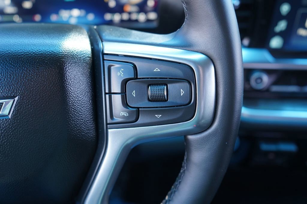 Used 2026 Chevrolet Silverado 1500 RST AWD/4WD image 33