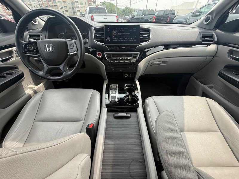 Used 2019 Honda Pilot Touring image 18