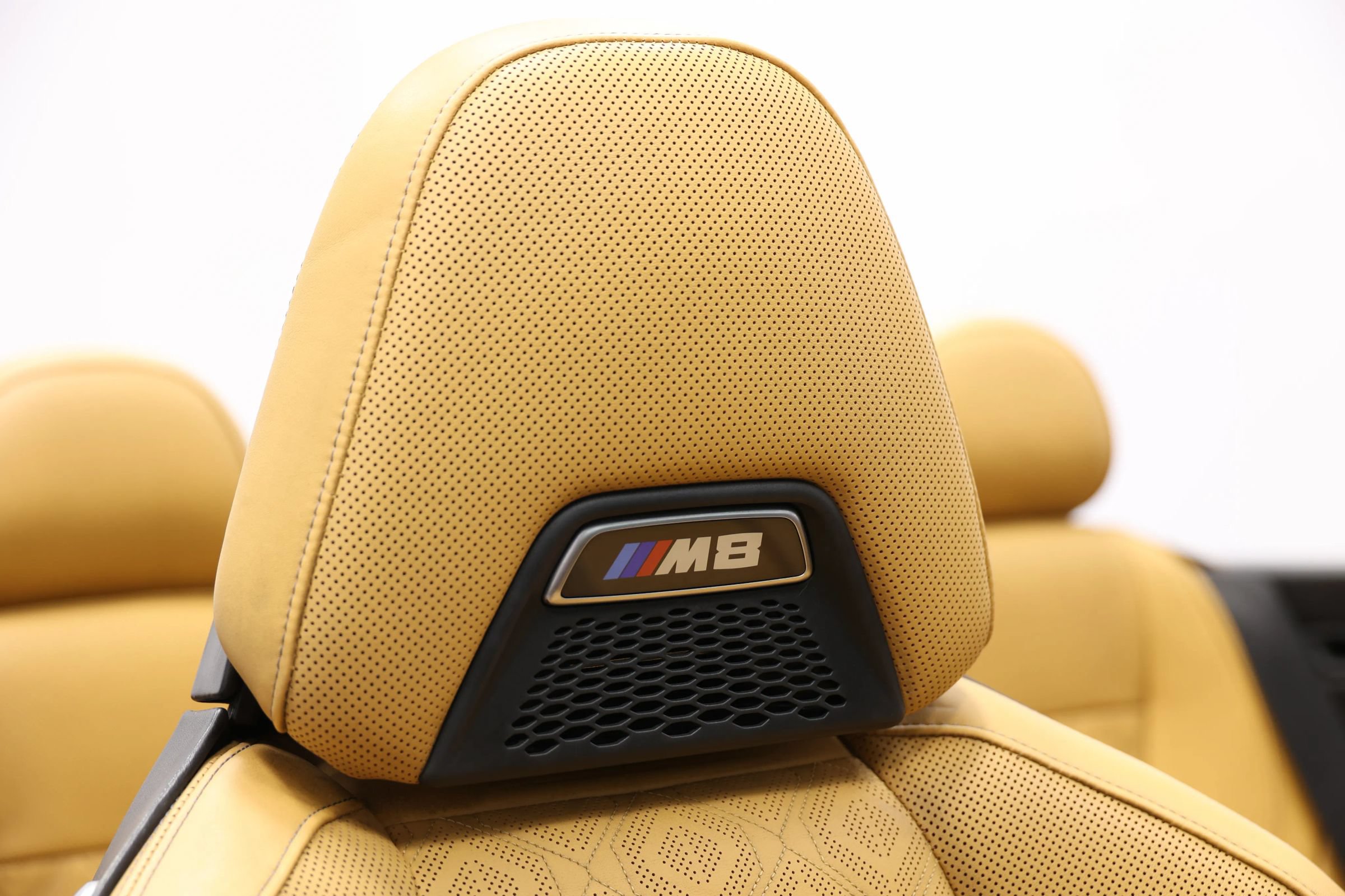 Used 2020 BMW M8 Convertible w/ M Driver's Package AWD/4WD image 77
