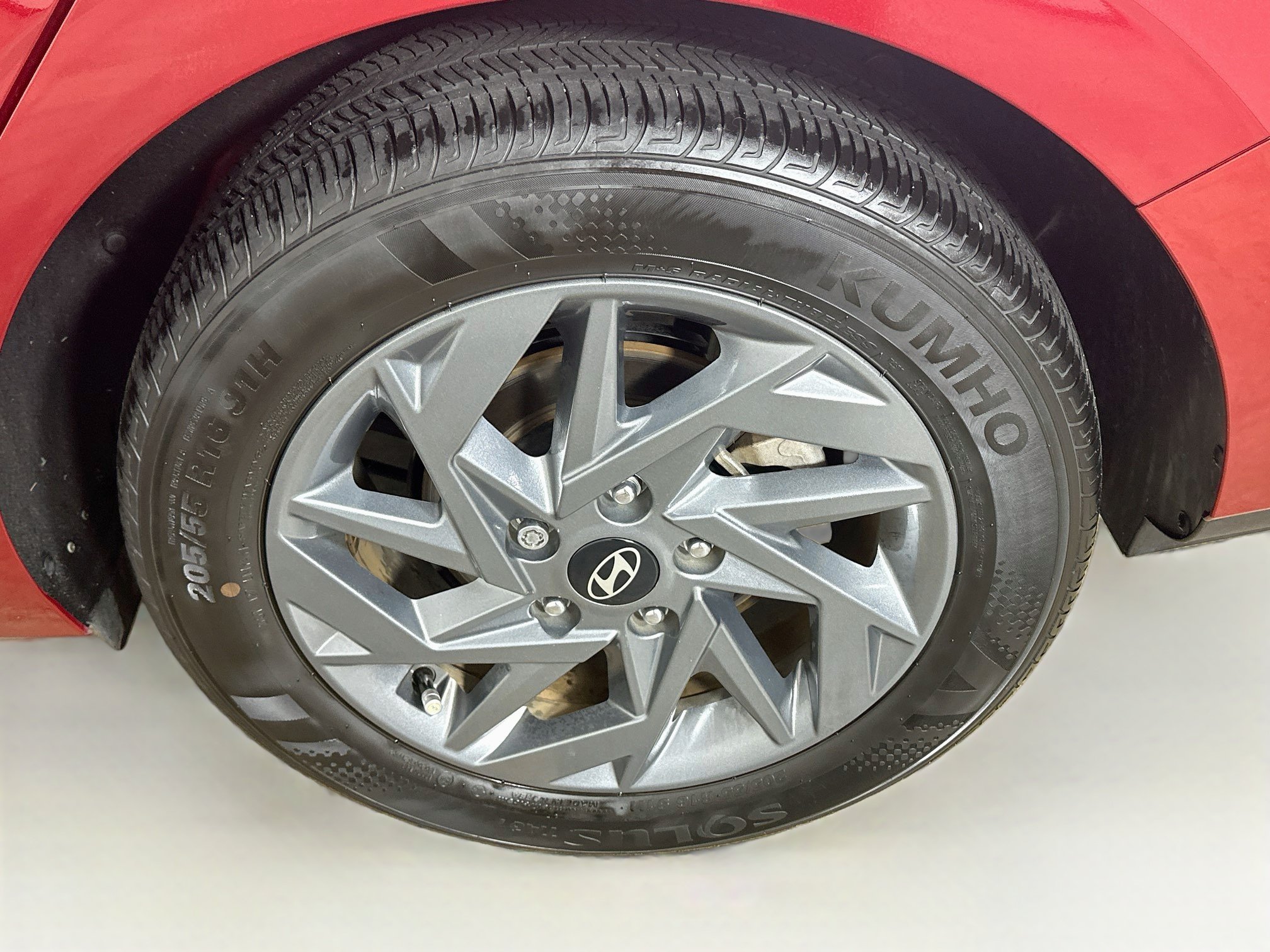 Used 2024 Hyundai Elantra SEL FWD image 11