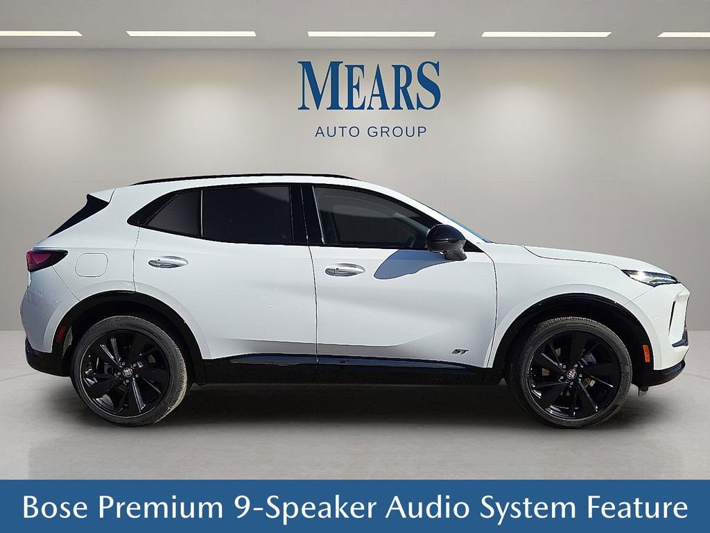 Used 2025 Buick Envision Sport Touring image 7