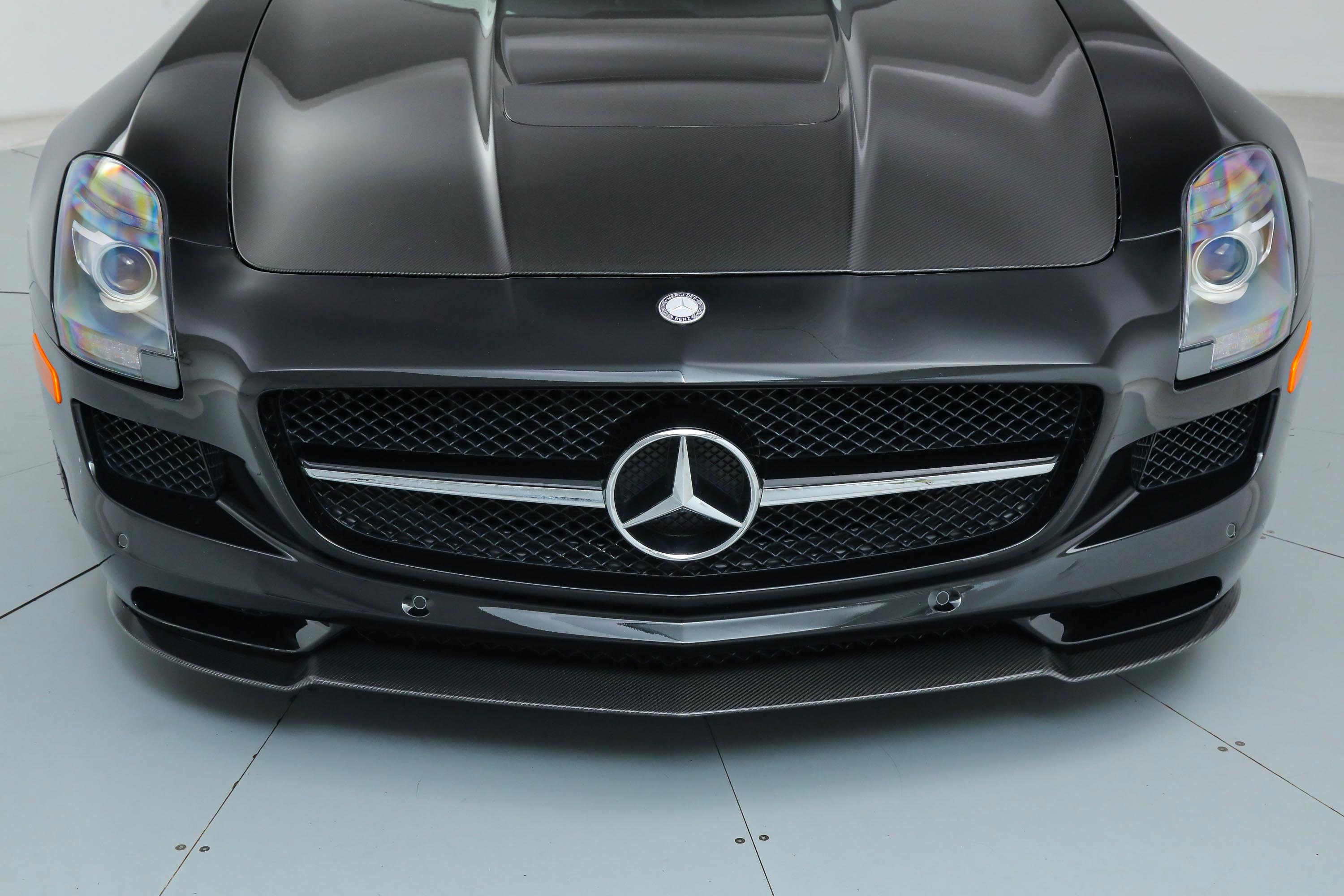Used 2015 Mercedes-Benz SLS AMG GT Final Edition image 10